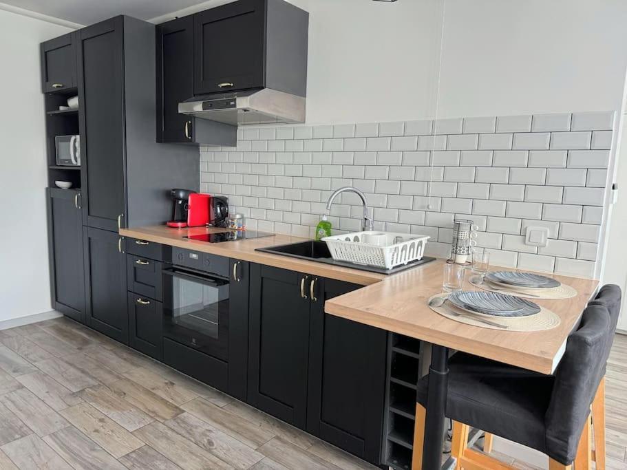 Luxurious And Stylish Studio Between Disney & Paris Champs-Sur-Marne Extérieur photo